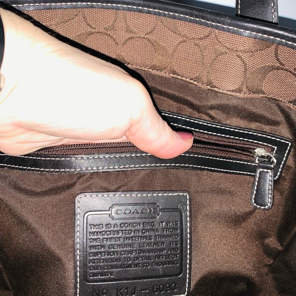 Womans brown Coach bucket purse - Picture 14 of 15